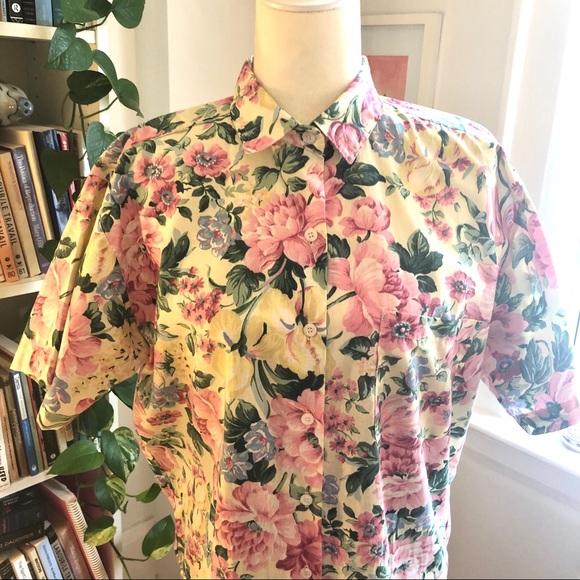 Vintage floral button down top - Picture 3 of 8